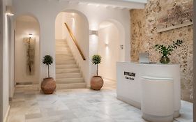 BYPILLOW Casa Gades